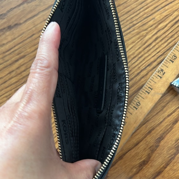 Michael lord wrist pouch (SOLD) - Picture 8 of 8
